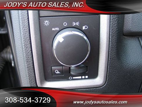 Used 2017 RAM 1500 Tradesman w/ Cold Weather Group AWD/4WD image 6