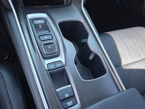 Used 2021 Honda Accord Touring image 24