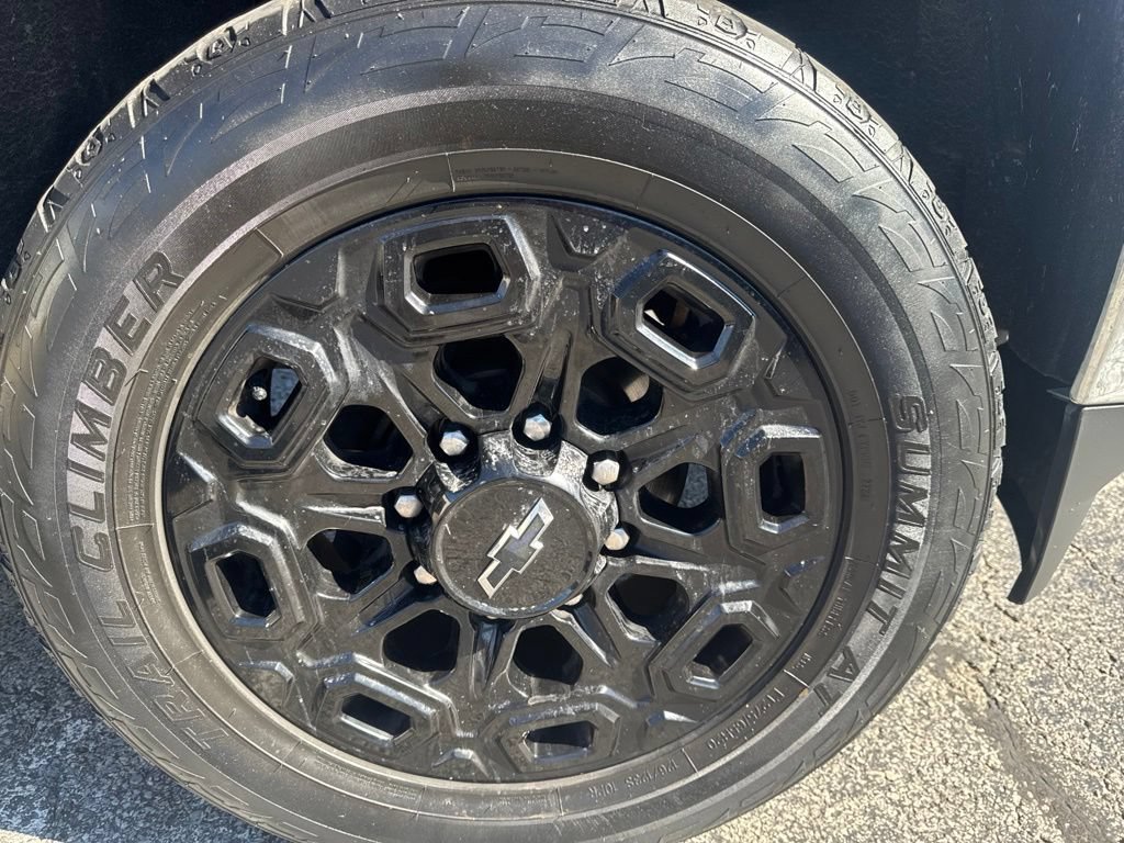 Used 2018 Chevrolet Silverado 2500 LTZ w/ Snow Plow Prep Package AWD/4WD image 40