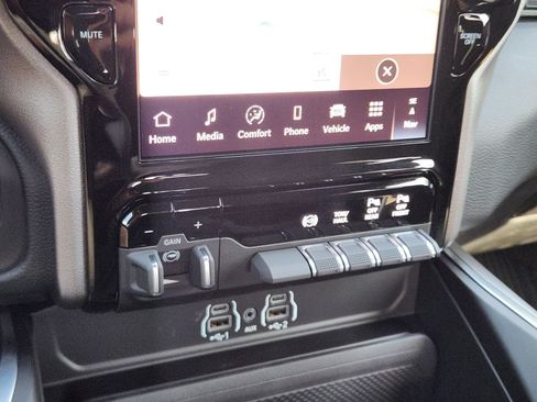 New 2026 RAM 3500 Lone Star AWD/4WD image 18