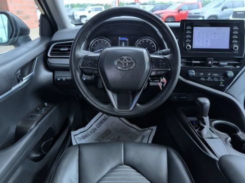 Used 2024 Toyota Camry SE FWD image 2