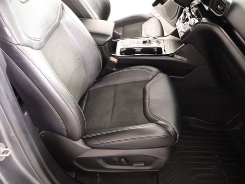 Used 2022 Ford Explorer ST w/ ST Street Pack image 14