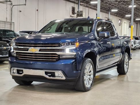 Used 2021 Chevrolet Silverado 1500 High Country w/ Technology Package AWD/4WD image 5