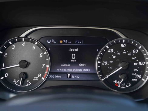 Used 2023 Nissan Frontier SV w/ SV Convenience Package image 38