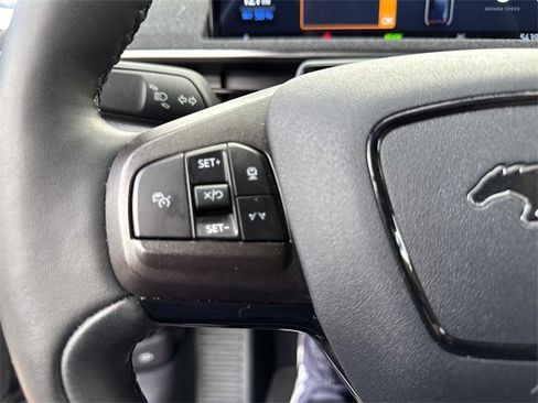 Used 2022 Ford Mustang Mach-E Premium image 21