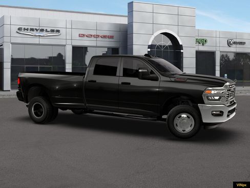 New 2026 RAM 3500 Tradesman AWD/4WD image 10