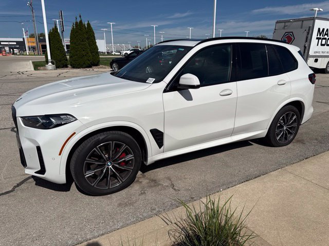 Certified 2024 BMW X5 xDrive40i w/ M Sport Package AWD/4WD image 7