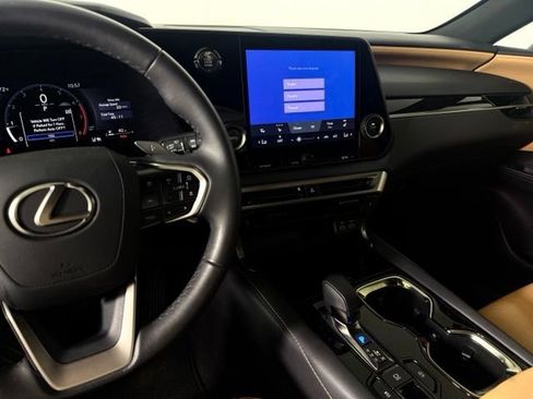 Used 2025 Lexus RX 350 FWD w/ Accessory Package image 25