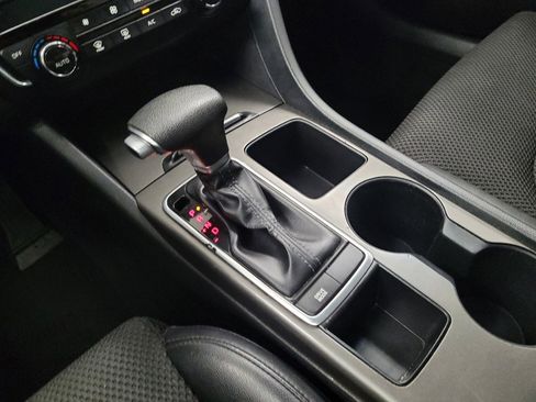 Used 2019 Kia Optima S FWD image 26