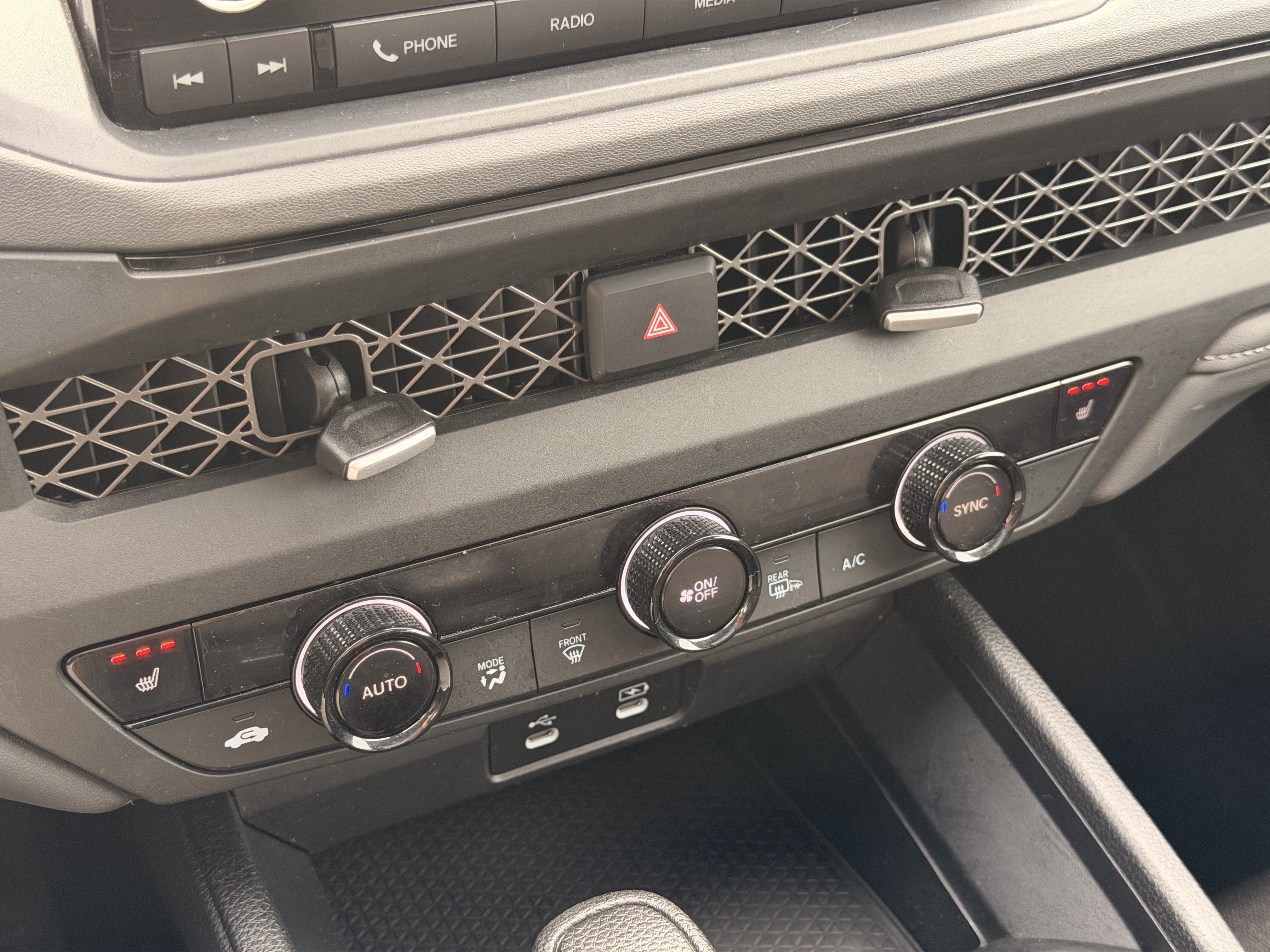 Certified 2024 Honda Accord EX image 18