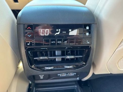 Used 2024 Jeep Grand Cherokee L Limited w/ Trailer Tow Package AWD/4WD image 24
