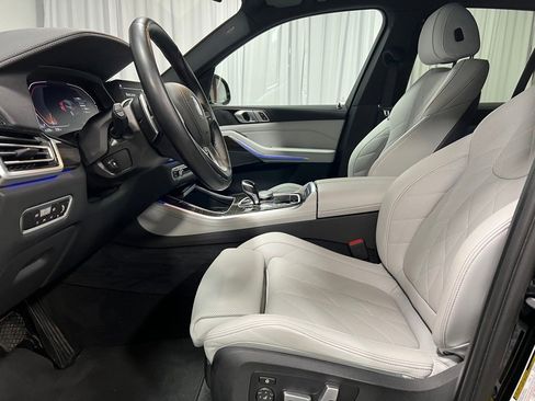 Used 2023 BMW X5 xDrive40i w/ Premium Package image 20