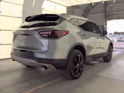 Used 2024 Chevrolet Blazer LT w/ Convenience Package FWD image 6