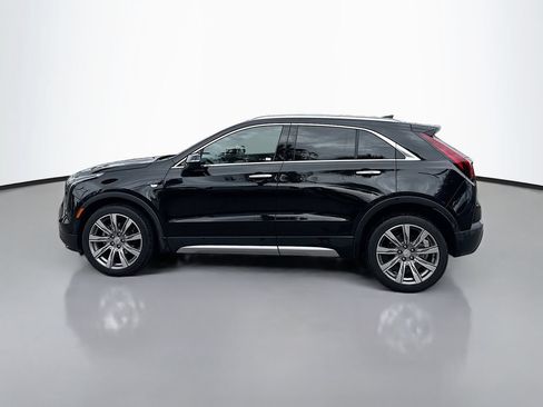 Used 2023 Cadillac XT4 Premium Luxury w/ Technology Package FWD image 4