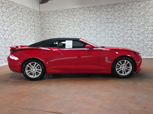 Used 2016 Chevrolet Camaro LT w/ RS Package image 9
