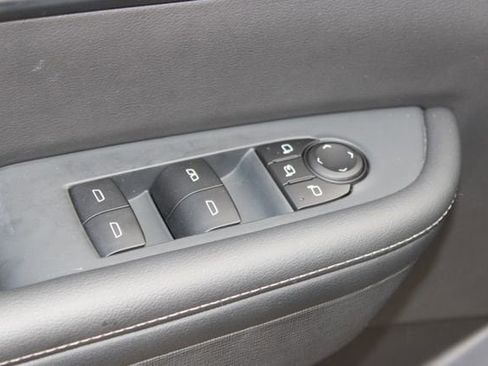 Used 2025 Buick Enclave Preferred image 22