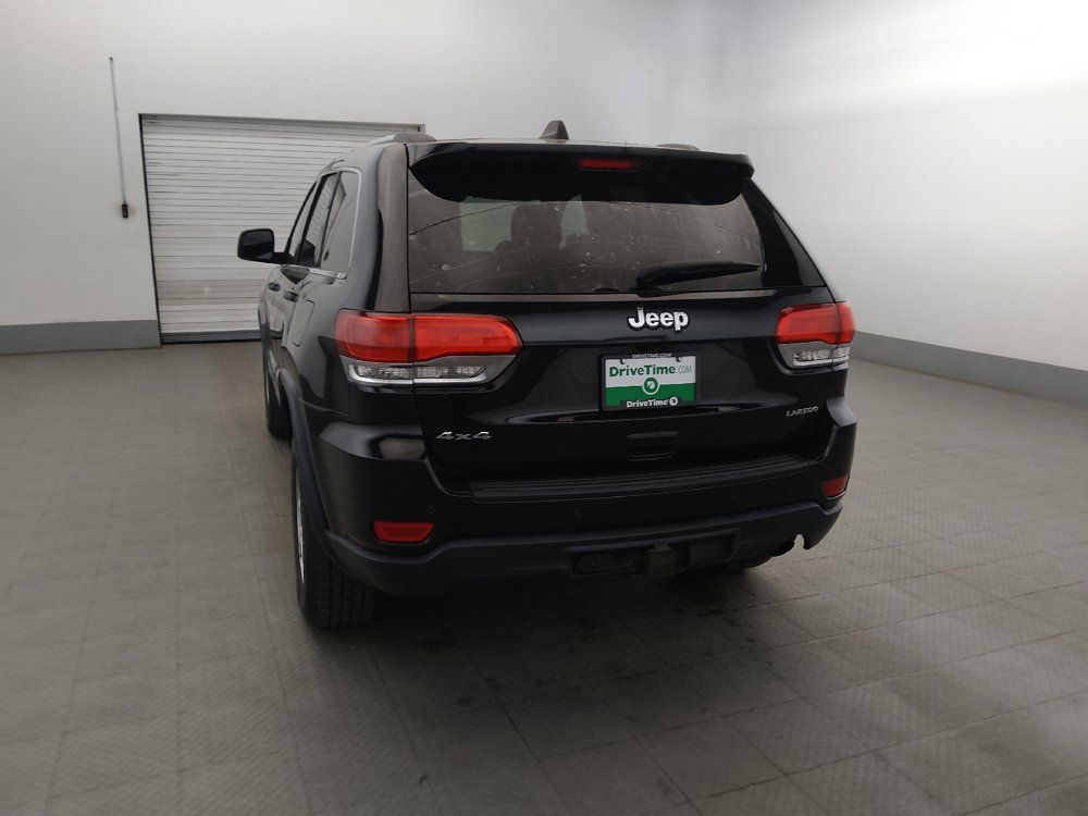 Used 2016 Jeep Grand Cherokee Laredo w/ Quick Order Package 23E AWD/4WD image 6