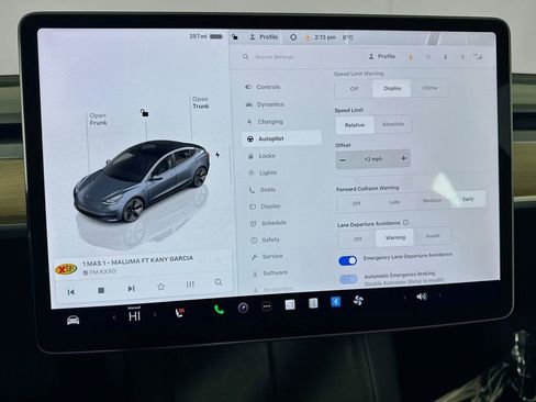 Used 2023 Tesla Model 3 Standard Range image 35