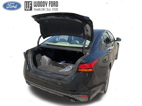 Used 2024 Nissan Altima 2.5 SL AWD/4WD image 44