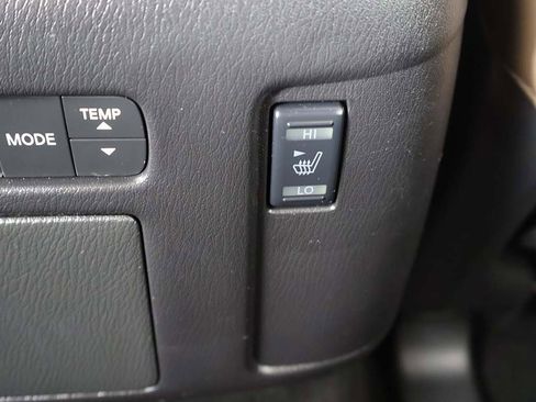 Used 2024 Nissan Armada Platinum image 60