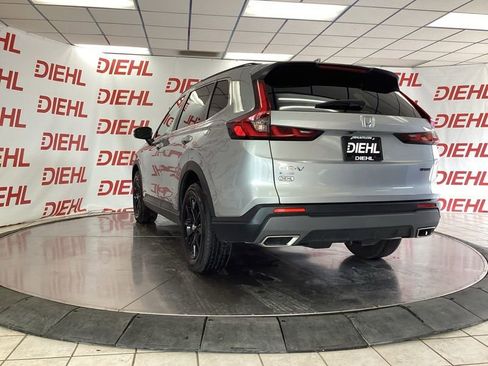 Used 2024 Honda CR-V Sport image 5