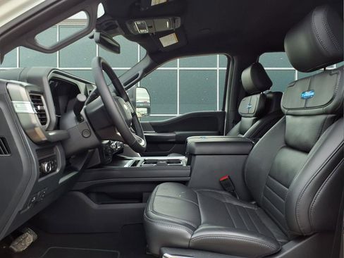 New 2025 Ford F450 Platinum image 20