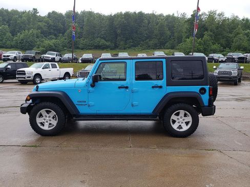 Used 2017 Jeep Wrangler Unlimited Sport w/ Quick Order Package 24S AWD/4WD image 6