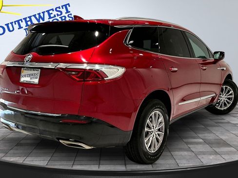 Used 2024 Buick Enclave Premium AWD/4WD image 6