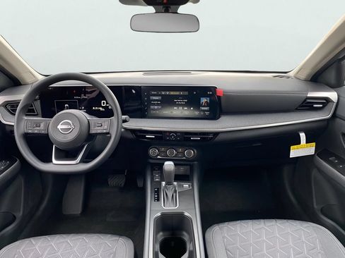Used 2026 Nissan Kicks SV FWD image 15