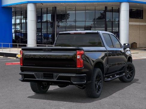 New 2026 Chevrolet Silverado 1500 Custom image 4