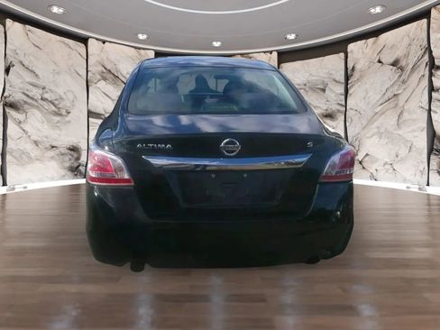 Used 2015 Nissan Altima 2.5 S w/ Power Driver Seat Package image 4