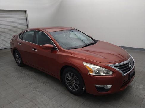 Used 2015 Nissan Altima 2.5 S w/ Special Edition Package FWD image 11