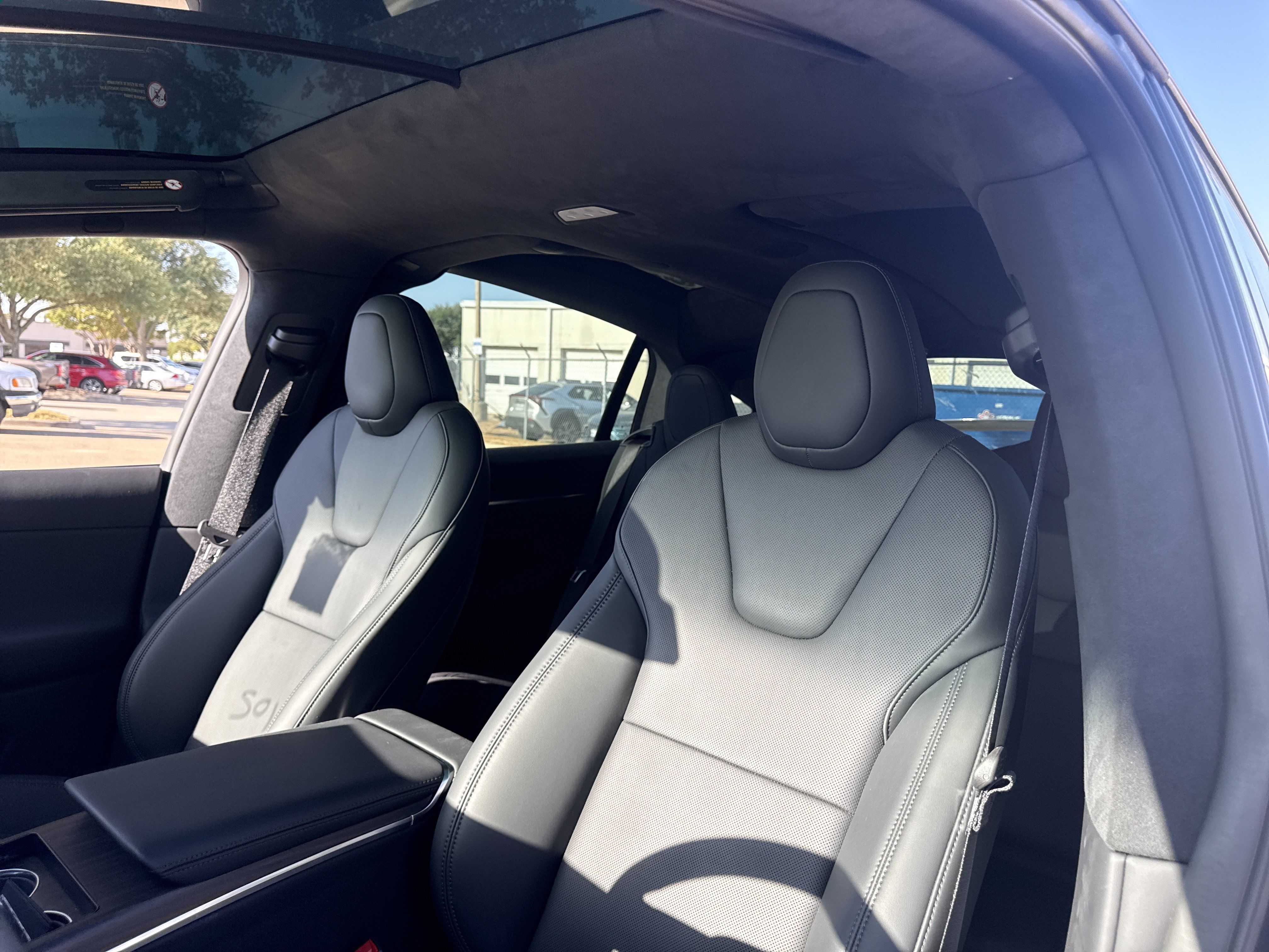 Used 2025 Tesla Model X AWD/4WD image 5