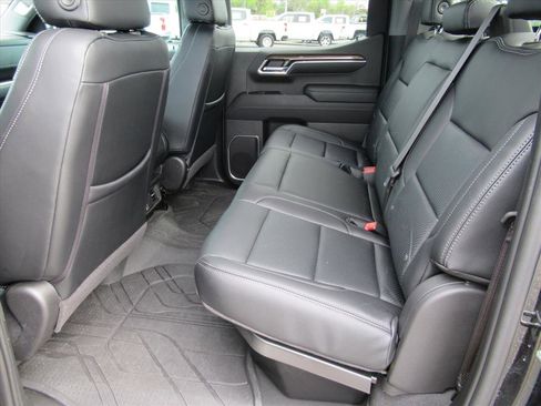 Used 2023 Chevrolet Silverado 1500 LT w/ Protection Package image 31