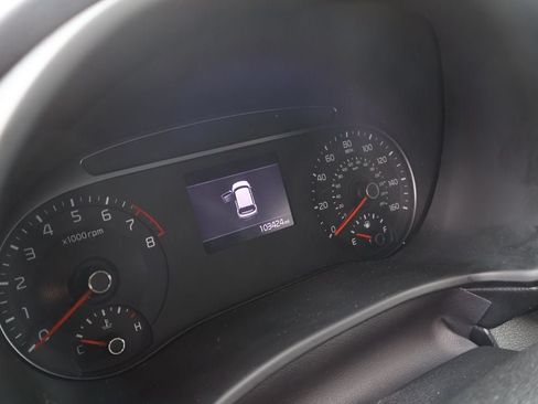 Used 2022 Kia Soul LX w/ Technology Package FWD image 7