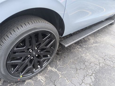 New 2027 Ford Expedition Max Platinum w/ Stealth Performance Package AWD/4WD image 24