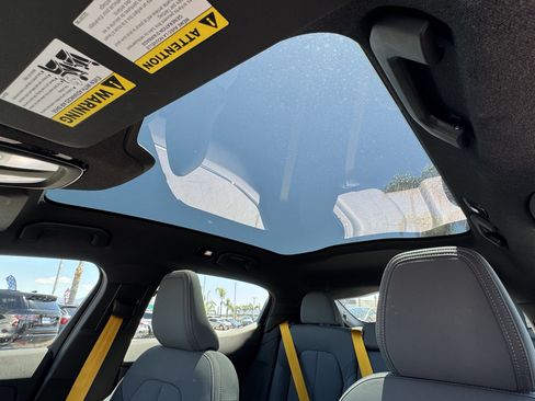 Used 2023 Polestar Polestar 2 image 32