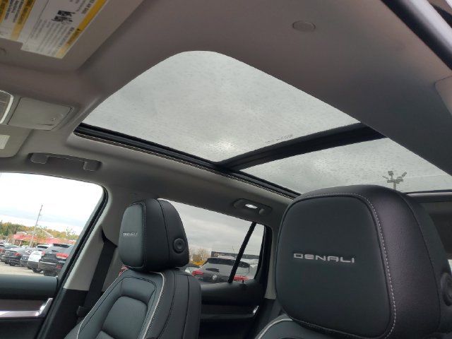 New 2027 GMC Terrain Denali AWD/4WD image 12