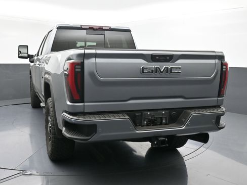 Used 2024 GMC Sierra 2500 AT4 w/ AT4 Premium Plus Package image 7