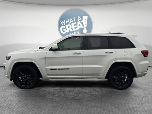 Certified 2019 Jeep Grand Cherokee Altitude image 6
