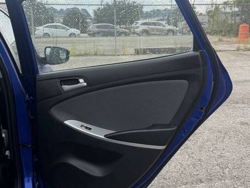 Used 2014 Hyundai Accent GS FWD image 23