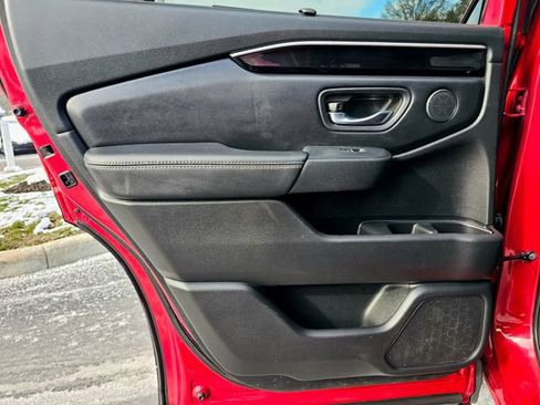 Used 2023 Honda Pilot EX-L image 27