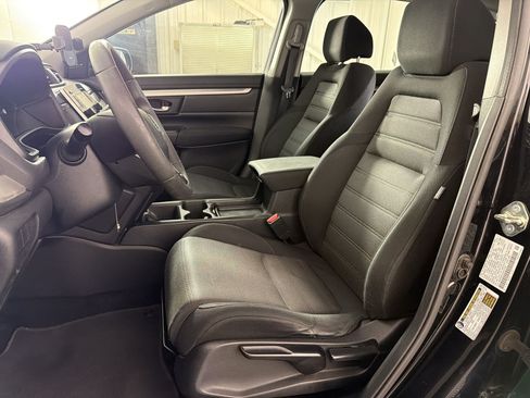 Used 2017 Honda CR-V LX image 5