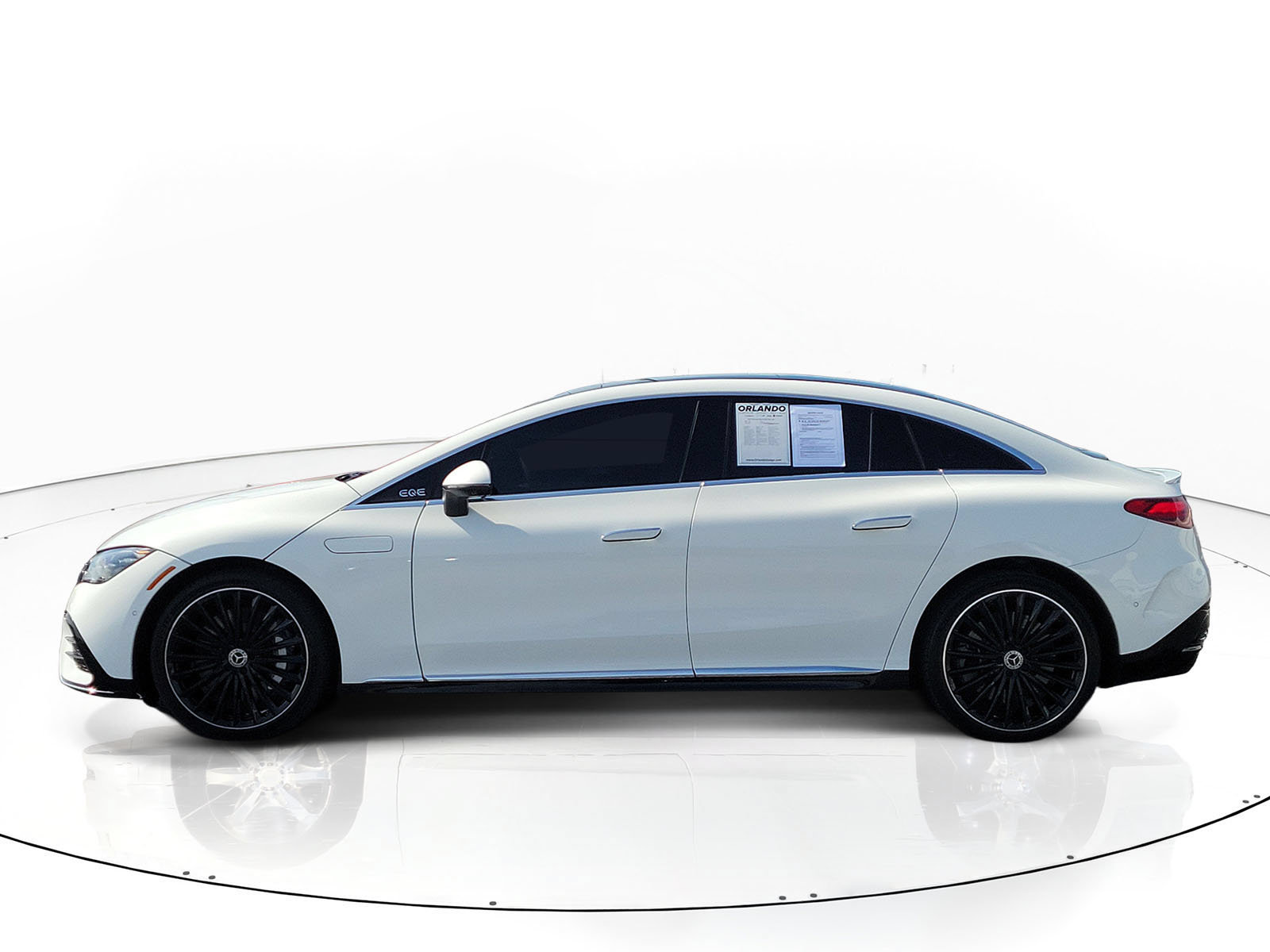 Used 2023 Mercedes-Benz EQE 350+ Sedan w/ Exclusive Trim Package image 4