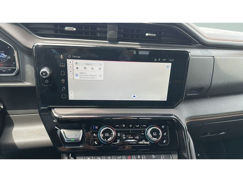 Used 2024 GMC Sierra 1500 AT4 w/ Technology Package AWD/4WD image 14