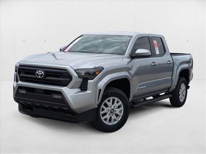 New 2025 Toyota Tacoma SR5