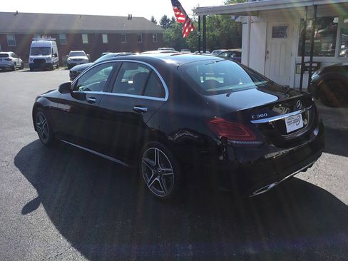 Used 2020 Mercedes-Benz C 300 4MATIC Sedan image 3