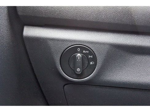 Used 2019 Volkswagen Jetta S image 23