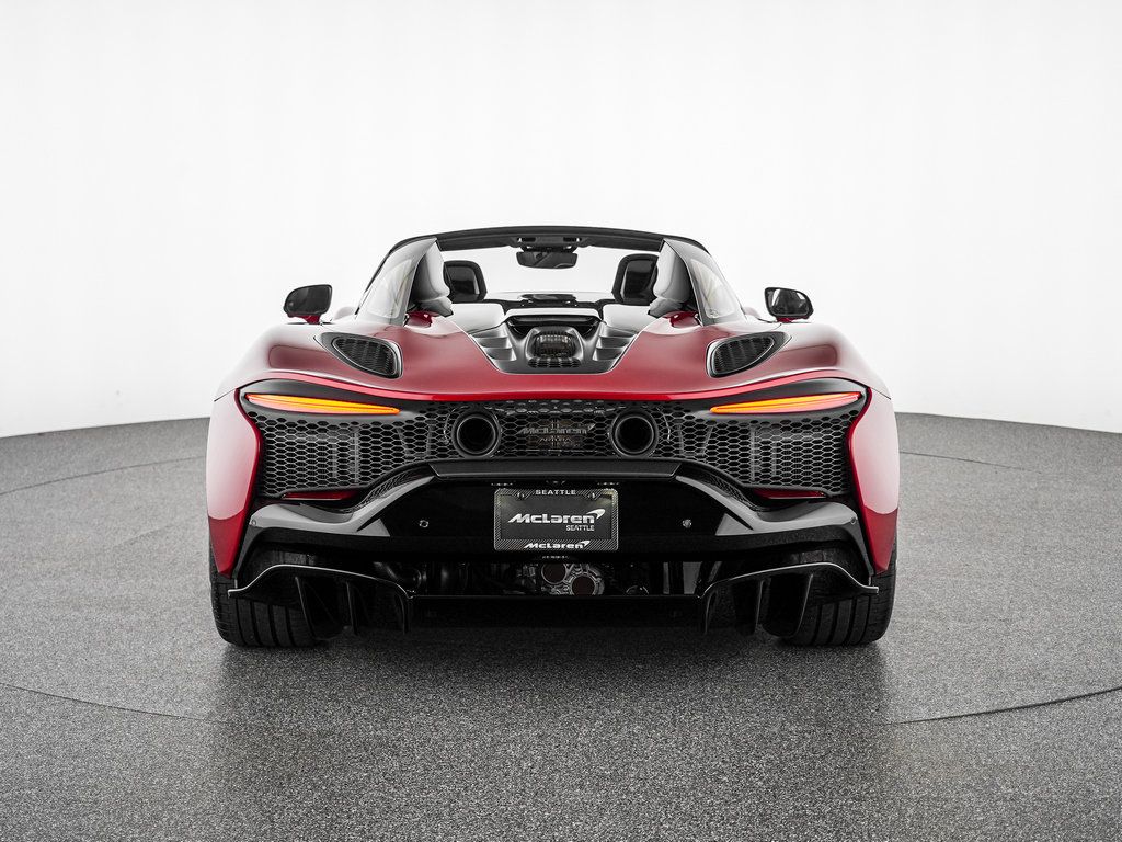 Used 2025 McLaren Artura Spider RWD image 18