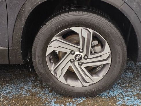 Used 2023 Hyundai Santa Fe SEL w/ Premium Package image 9